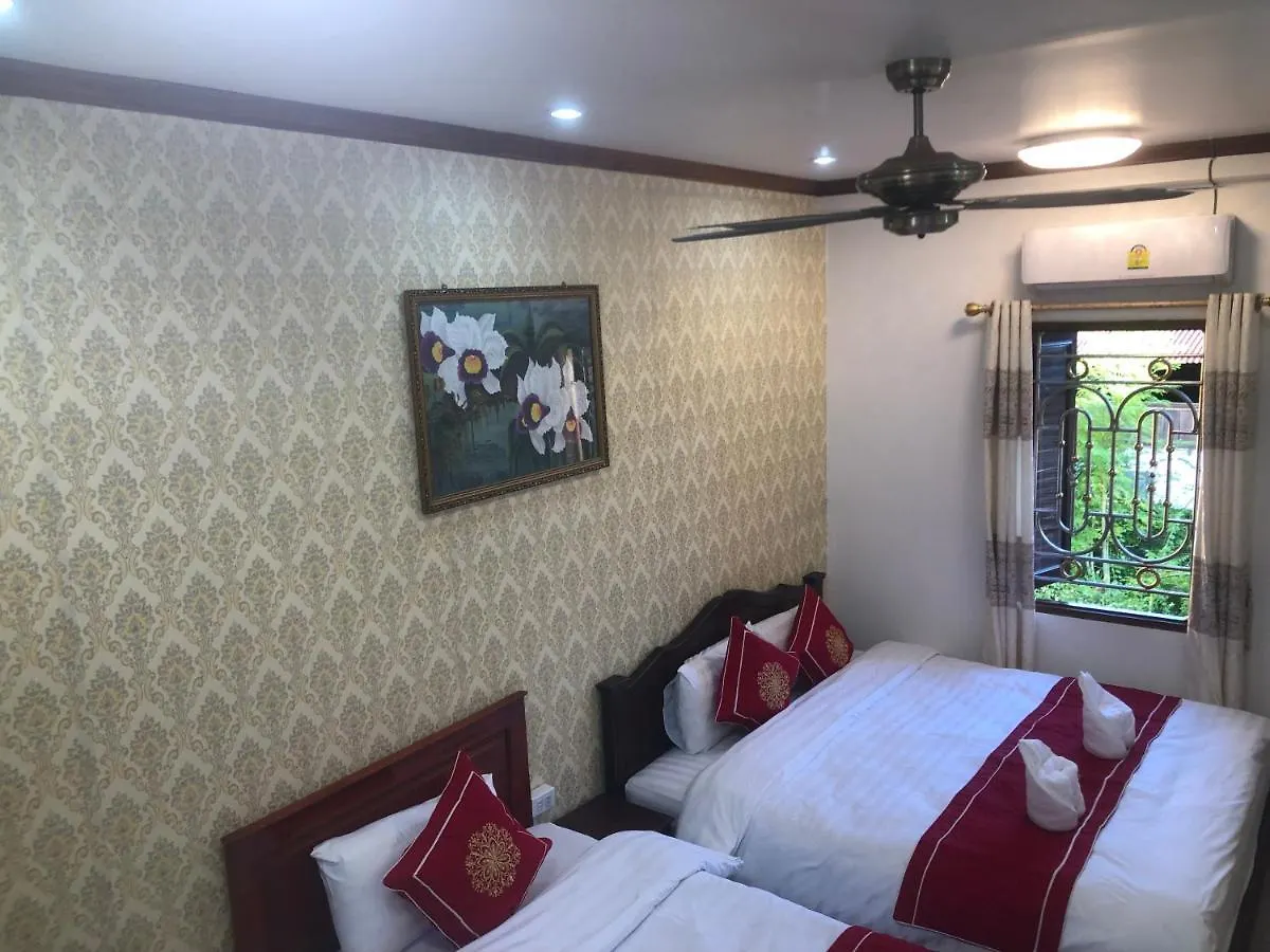 לואנג פרבאנג Suan Keo Place House